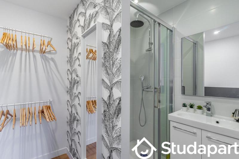 Chambre - 61 m² - 1 pièce