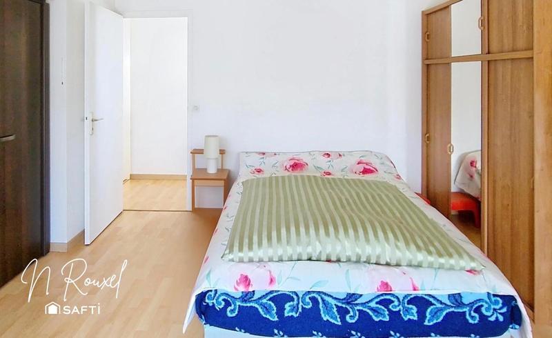 Maison - 240 m² - 7 pièces