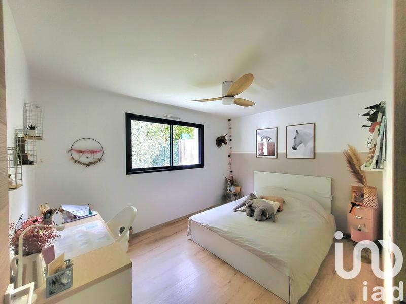 Maison - 265 m² - 9 pièces