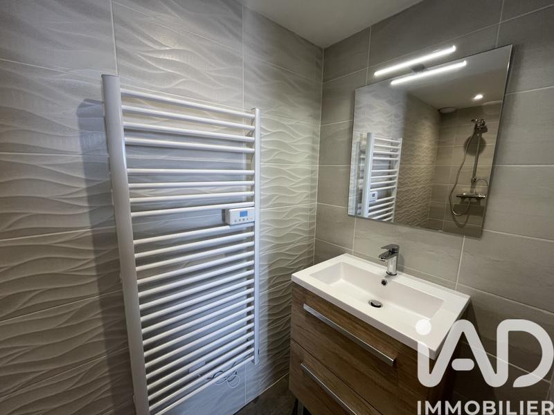 Appartement - 80 m² - 4 pièces