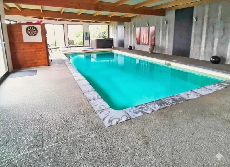 Maison - 181 m² - 6 pièces