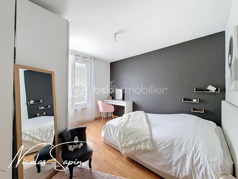 Maison - 102 m² - 5 pièces