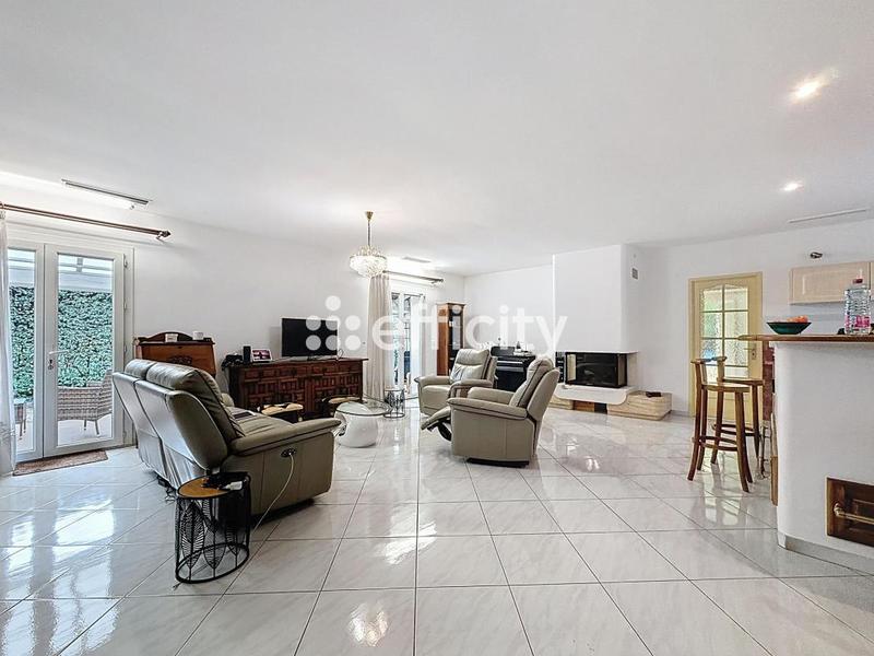 Villa - 187 m² - 5 pièces