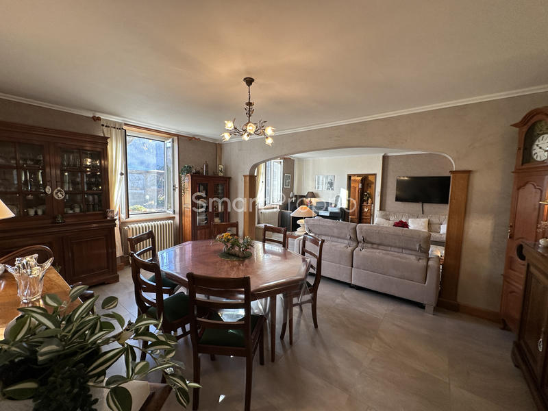 Maison - 192 m² - 6 pièces