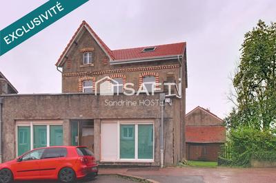 Maison - 300 m² - 15 pièces