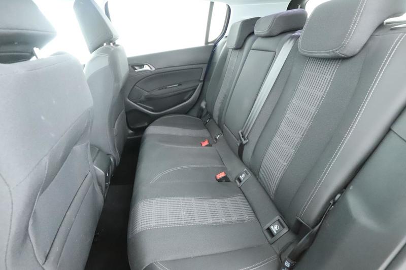 Peugeot 308 1.5 Blue-HDi Allure Eat8 130 ch