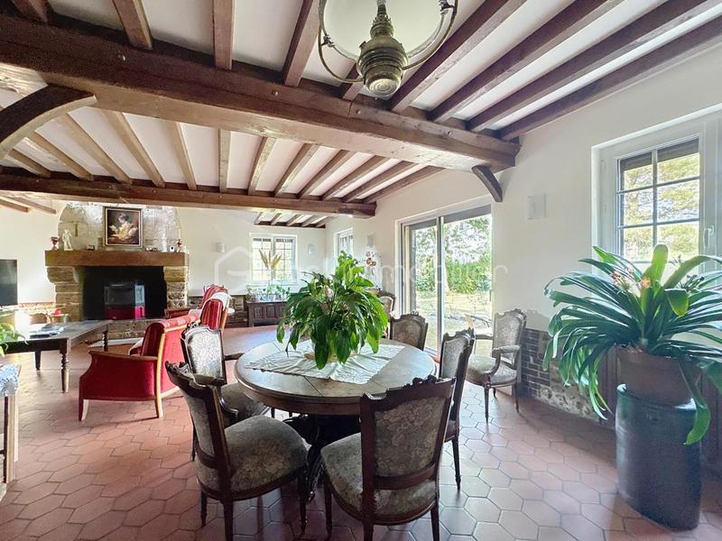 Maison - 164 m² - 7 pièces