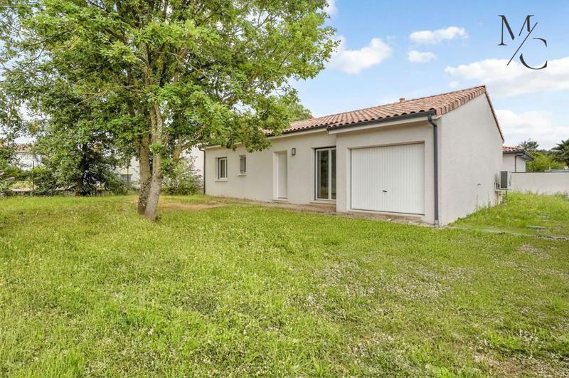 Maison - 90 m² - 4 pièces