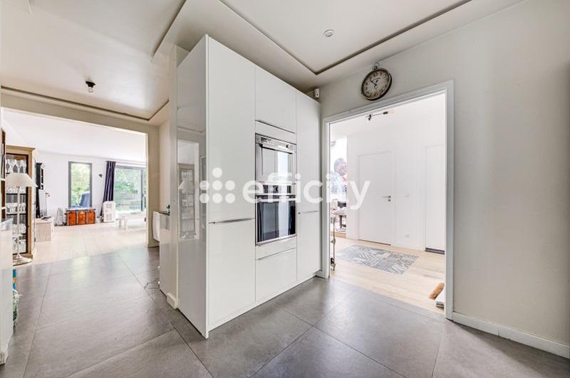 Maison de ville - 335 m² - 7 pièces