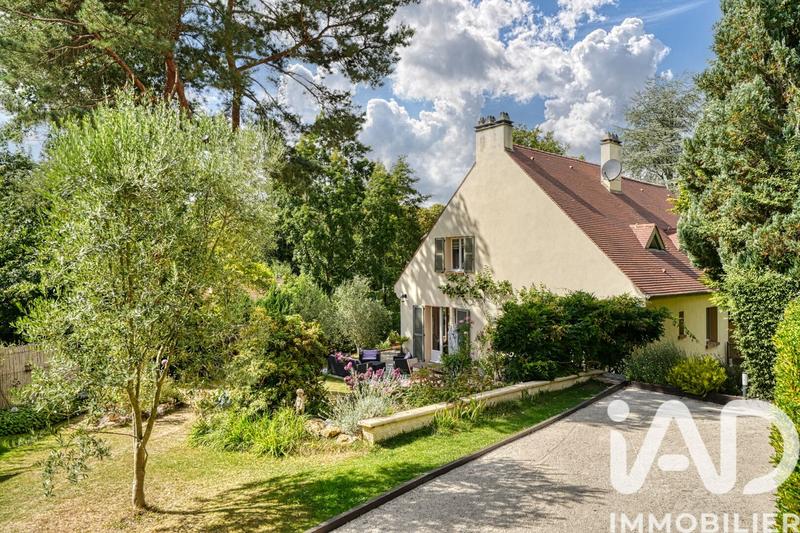 Maison - 180 m² - 6 pièces