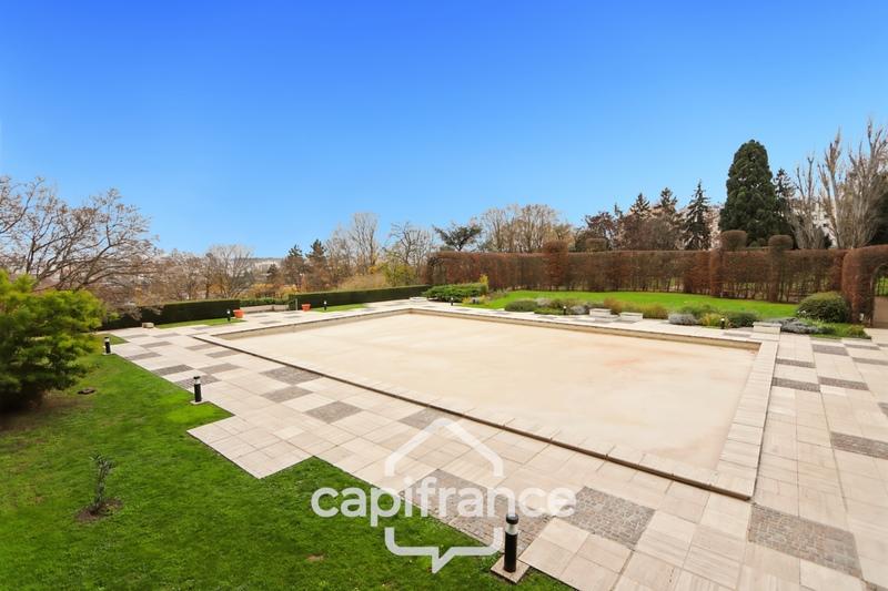 Appartement - 144 m² - 5 pièces