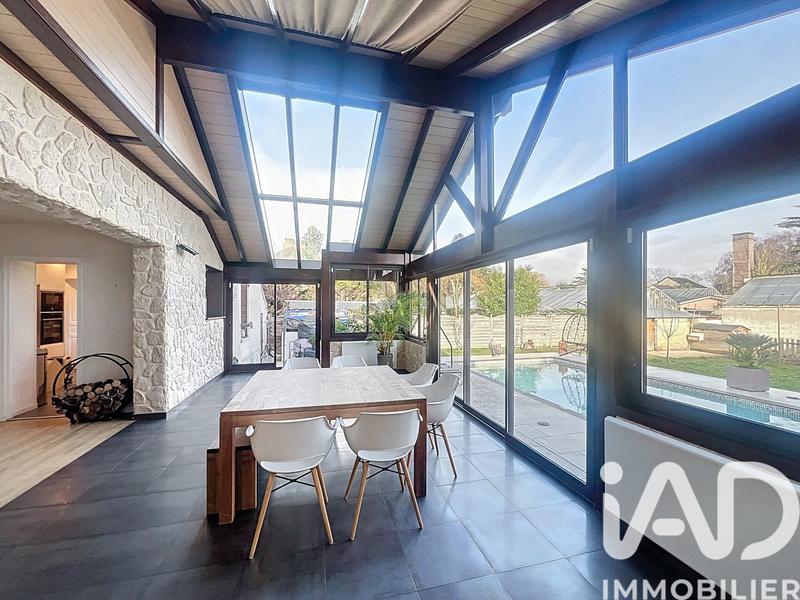 Maison - 158 m² - 7 pièces