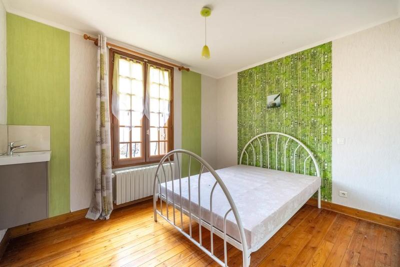 Maison - 206 m² - 8 pièces