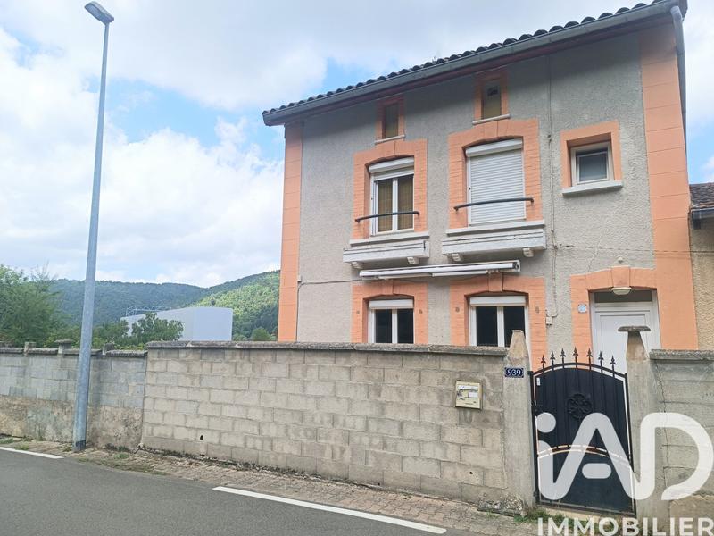 Maison - 96 m² - 5 pièces