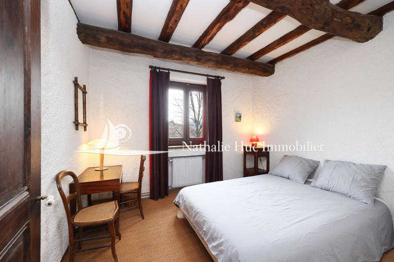 Maison - 210 m² - 8 pièces