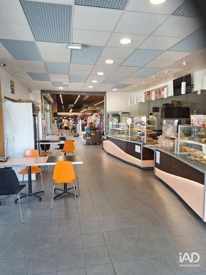 Local commercial - 131 m²