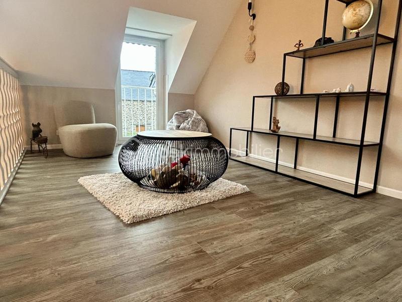 Propriété - 310 m² - 10 pièces