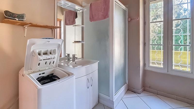 Mas - 206 m² - 7 pièces