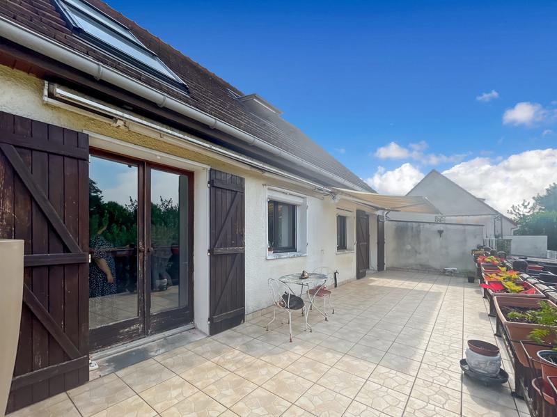 Maison - 106 m² - 6 pièces