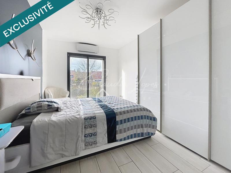 Maison - 368 m² - 9 pièces