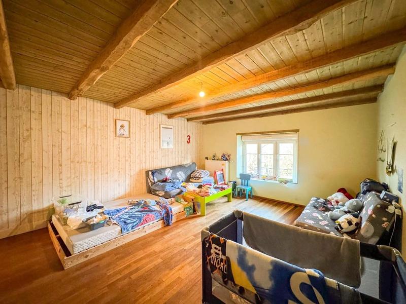 Maison - 271 m² - 7 pièces