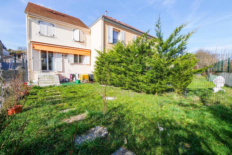 Maison - 76 m² - 4 pièces