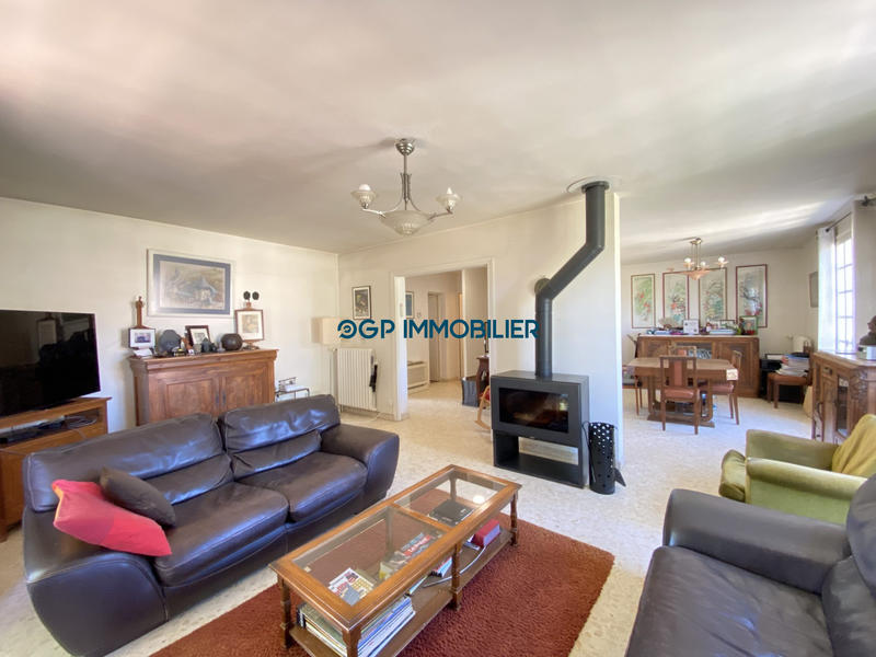 Maison - 180 m² - 6 pièces