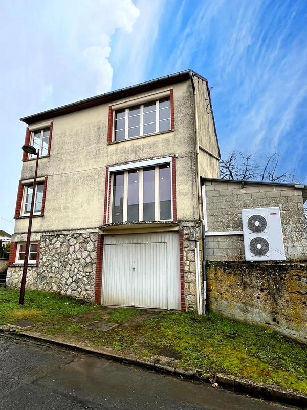 Maison - 85 m² - 4 pièces