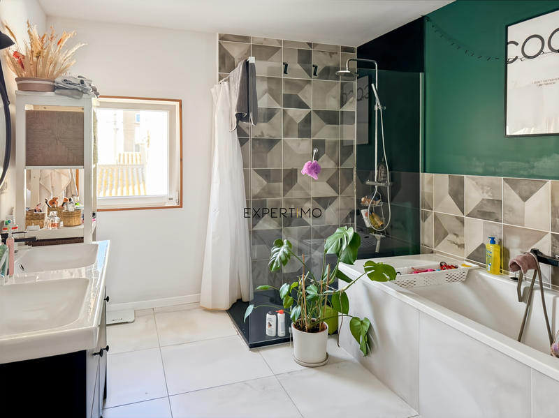 Maison - 100 m² - 4 pièces