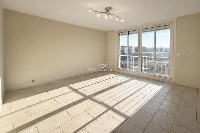 Appartement - 75 m² - 4 pièces