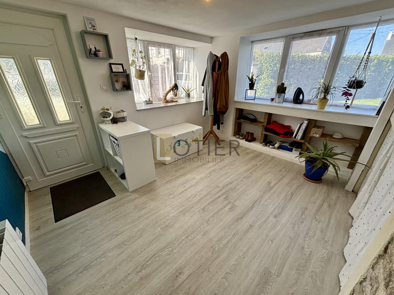 Maison - 104 m² - 6 pièces