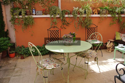 Maison - 210 m² - 9 pièces