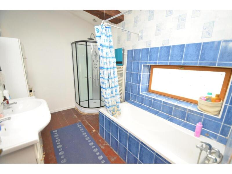 Longère - 385 m² - 14 pièces