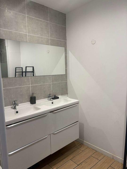 Duplex - 160 m² - 8 pièces