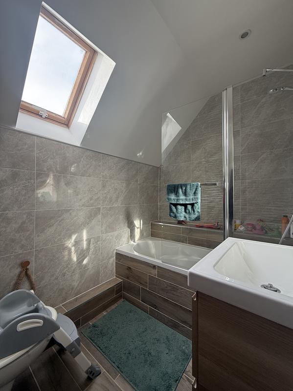 Maison - 136 m² - 7 pièces