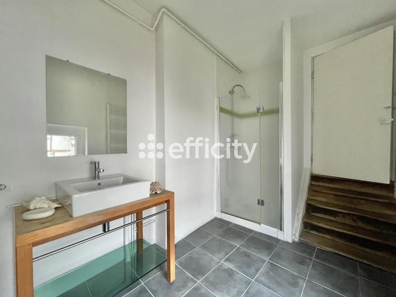 Maison - 175 m² - 6 pièces