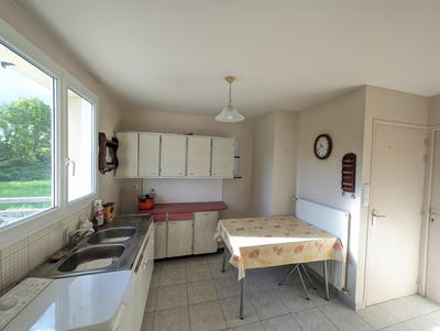 Maison - 102 m² - 4 pièces