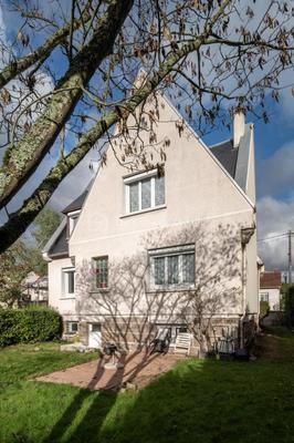 Maison traditionnelle - 120 m² - 5 pièces