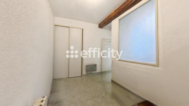 Immeuble - 160 m² - 9 pièces