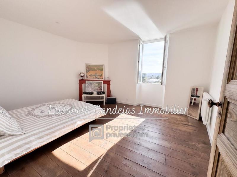 Maison - 187 m² - 5 pièces