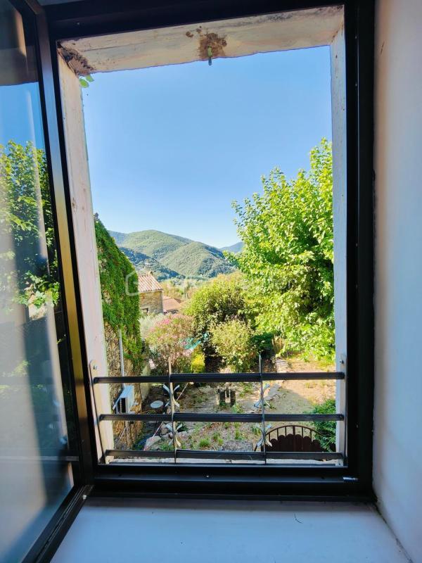 Maison en pierre - 181 m² - 6 pièces