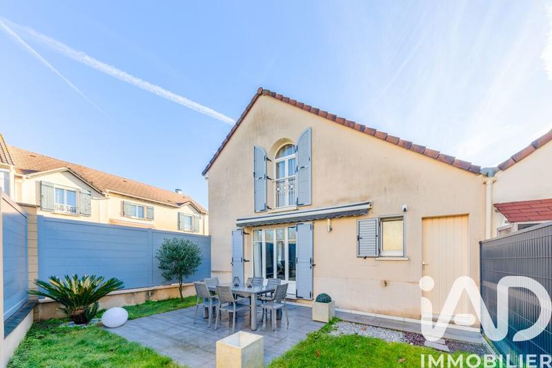 Maison - 77 m² - 4 pièces