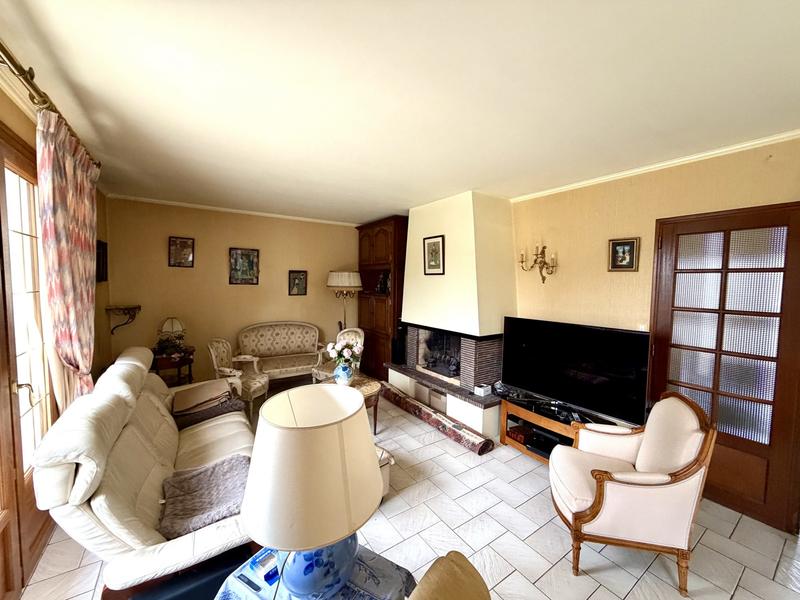 Maison traditionnelle - 150 m² - 7 pièces