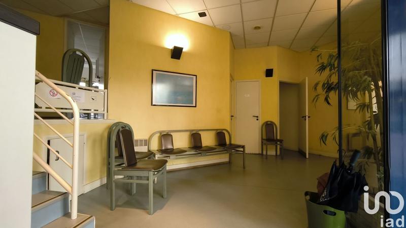 Local commercial - 175 m² - 1 pièce