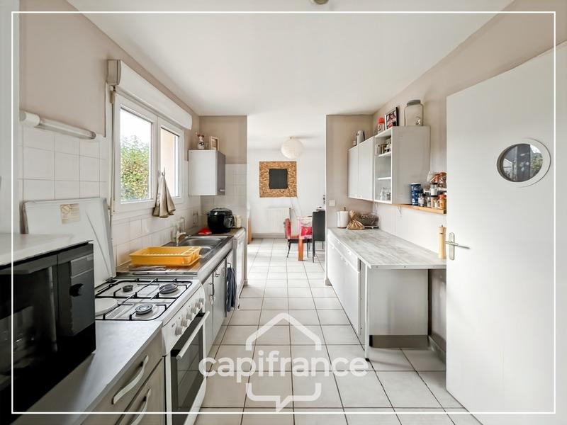 Maison - 98 m² - 5 pièces