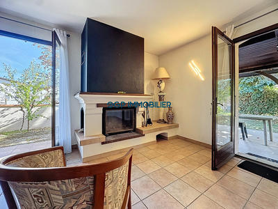 Maison traditionnelle - 150 m² - 4 pièces