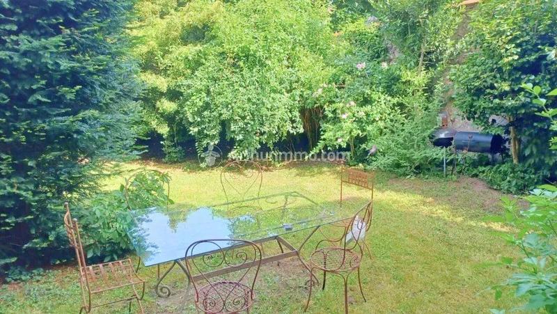 Maison - 268 m² - 7 pièces