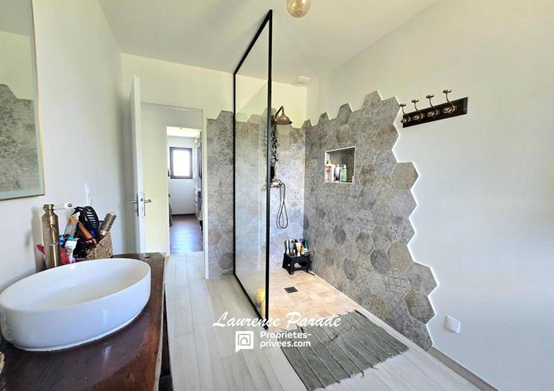 Maison - 110 m² - 6 pièces