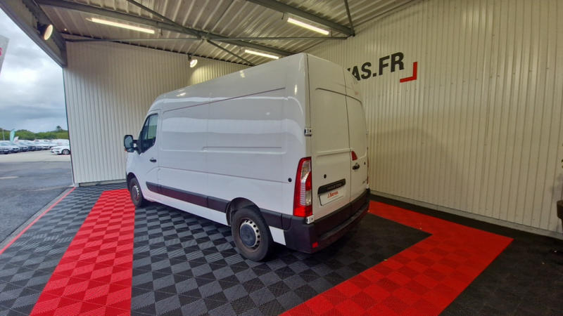 Renault Master f3300 l2h2 blue dci 135 confort