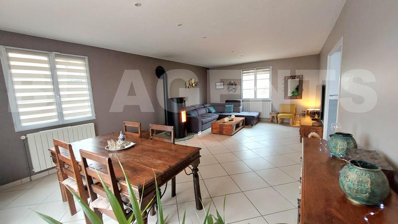 Maison - 177 m² - 9 pièces